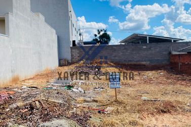 Terreno &agrave; venda - 126m&sup2; - Jardim Sakai