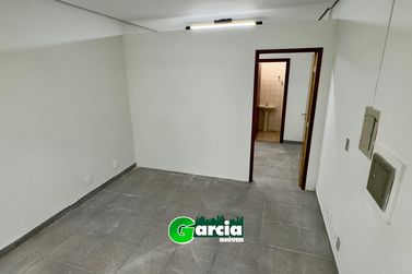 Sala Comercial &agrave; venda - 26m&sup2; - ZONA I