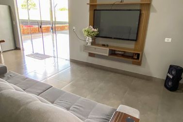 Ch&aacute;cara &agrave; venda - 40m&sup2; - -