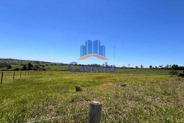 Ch&aacute;cara &agrave; venda - PR-182 Entre Xambr&ecirc; e Casa Branca