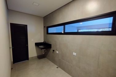 Casa &agrave; venda - 135m&sup2; - PARQUE RESIDENCIAL INTERLAGOS II