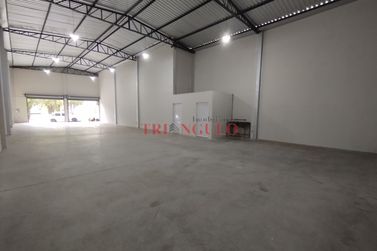 Sal&atilde;o Comercial para alugar - 270m&sup2; - PARQUE SAN REMO I