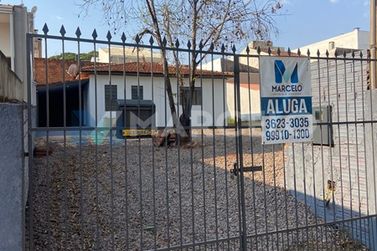 Casa para alugar - 466m&sup2; - Jardim Canad&aacute;