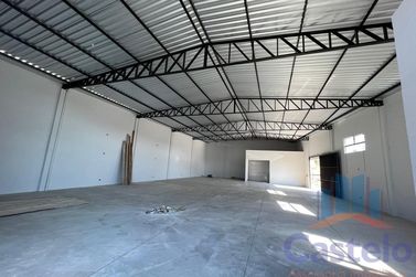 Sal&atilde;o Comercial &agrave; venda - 355m&sup2; - Zona V