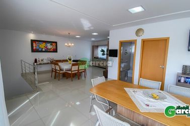 Apartamento &agrave; venda - 279m&sup2; - Zona II