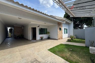 Casa &agrave; venda - 275m&sup2; - Zona 1a