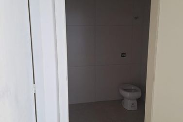 Sal&atilde;o Comercial para alugar - 243m&sup2; - Zona I