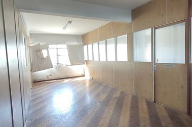 Sal&atilde;o Comercial para alugar - 150m&sup2; - Centro