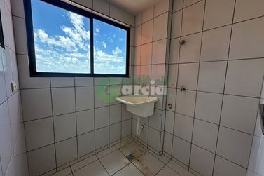 Apartamento para alugar - Zona III