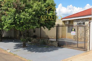 Casa &agrave; venda - 150m&sup2; - Jardim Tropical
