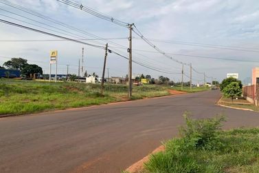 Sal&atilde;o Comercial para alugar - 4100m&sup2; - Parque Industrial 3A