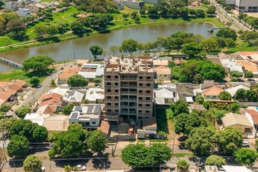 Apartamento &agrave; venda - 95m&sup2; - Avenida Vi&ccedil;osa