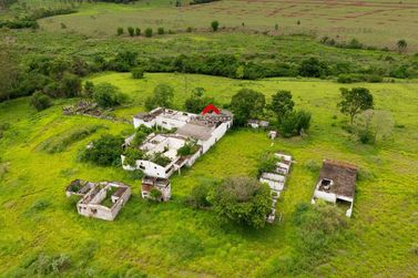 Ch&aacute;cara &agrave; venda - 43m&sup2; - Parque Industrial I