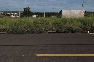 Terreno &agrave; venda - 135m&sup2; - Parque Residencial Bela Vida