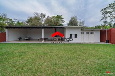 Ch&aacute;cara &agrave; venda - 260m&sup2; - Estrada Amarela