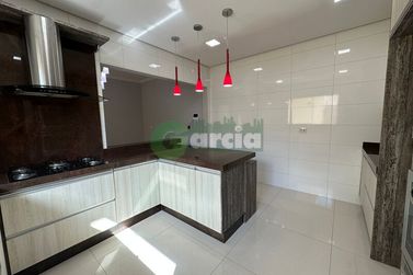 Sobrado para alugar - Zona II