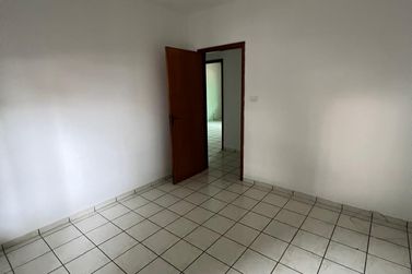 Casa para alugar - 100m&sup2; - Zona I