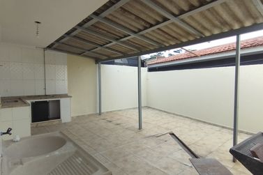 Casa para alugar - 61m&sup2; - PARQUE TARUMA