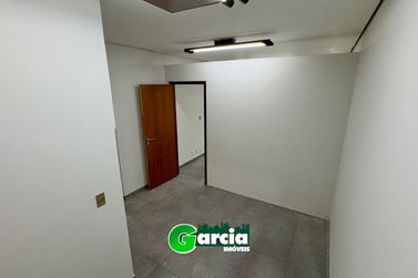 Sala Comercial &agrave; venda - 26m&sup2; - ZONA I