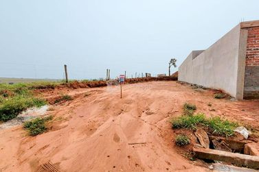 Terreno &agrave; venda - 365m&sup2; - Jardim Pac&iacute;fico