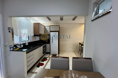Sobrado &agrave; venda - 126m&sup2; - Jardim Laguna