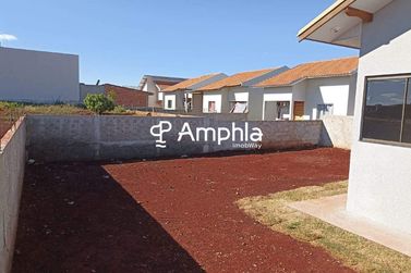Casa &agrave; venda - 70m&sup2; - Centro