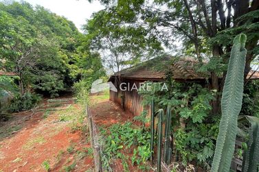 Terreno &agrave; venda - 569m&sup2; - CENTRO