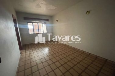 Casa &agrave; venda - 1000m&sup2; - Zona I