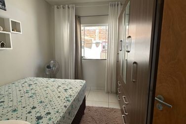 Casa &agrave; venda - 60m&sup2; - JARDIM DAS CEREJEIRAS
