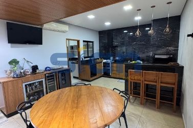 Casa &agrave; venda - 206m&sup2; - Jardim Para&iacute;so