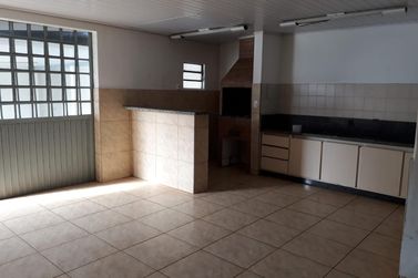 Casa &agrave; venda - 244m&sup2; - Zona I