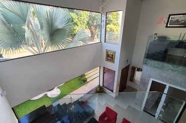 Casa &agrave; venda - 245m&sup2; - Zona IV