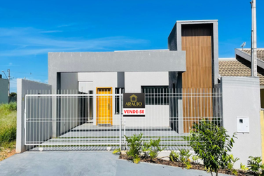 Casa &agrave; venda - 62m&sup2; - Jardim Sakai