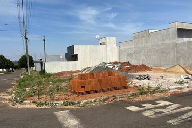 Terreno &agrave; venda - 168m&sup2; - Parque Residencial Metropolitano I