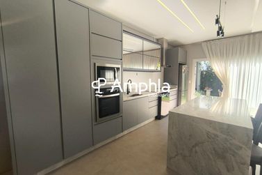 Casa &agrave; venda - 270m&sup2; - Cancelli