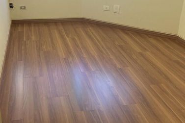 Sala Comercial &agrave; venda - 52m&sup2; - Zona I-A