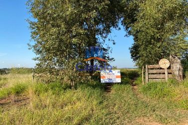 Ch&aacute;cara &agrave; venda - 4m&sup2; - Lovat