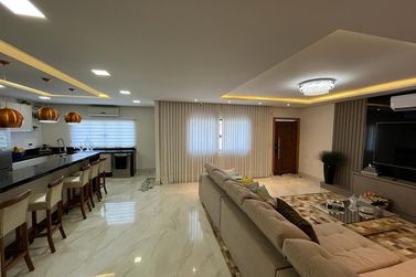 Ch&aacute;cara &agrave; venda - 24m&sup2; - Estrada Jaborandi