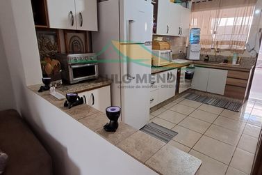 Casa &agrave; venda - 106m&sup2; - JARDIM CASTELO BRANCO
