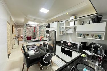 Casa &agrave; venda - 224m&sup2; - Jardim Birig&uuml;i
