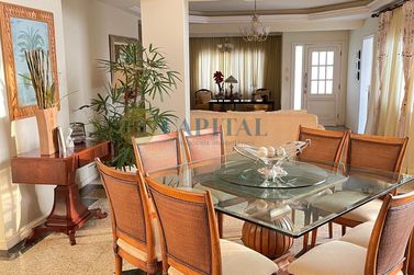 Casa &agrave; venda - 700m&sup2; - Jardim Harmonia