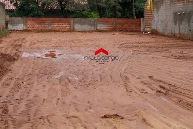 Terreno &agrave; venda - 500m&sup2; - Jardim Castelo Branco