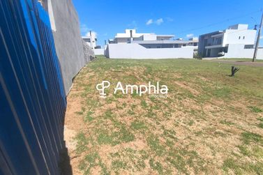 Terreno &agrave; venda - 200m&sup2; - Cancelli
