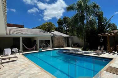 Casa &agrave; venda - 735m&sup2; - Zona Armaz&eacute;m