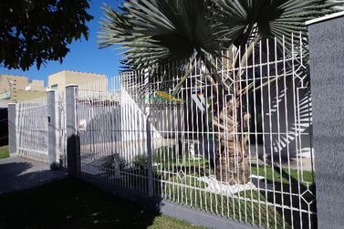 Casa &agrave; venda - 233m&sup2; - JARDIM TAMOIO