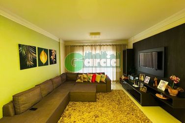 Apartamento &agrave; venda - 175m&sup2; - Zona I