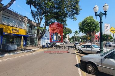 Sala Comercial &agrave; venda - 825m&sup2; - Zona III