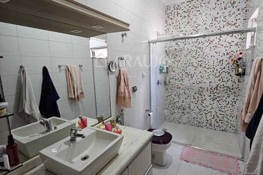 Sobrado &agrave; venda - 272m&sup2; - Zona III