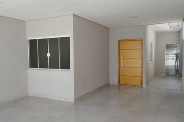 Casa &agrave; venda - 128m&sup2; - Jardim Colibri