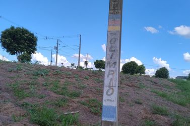 Terreno &agrave; venda - 180m&sup2; - Jardim Interlagos